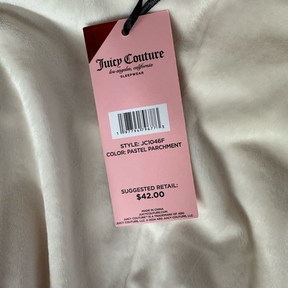 Pastel Parchment (Cream) Juicy Couture Bling Velour Tank and Bling Velour Pants - Picture 6 of 7